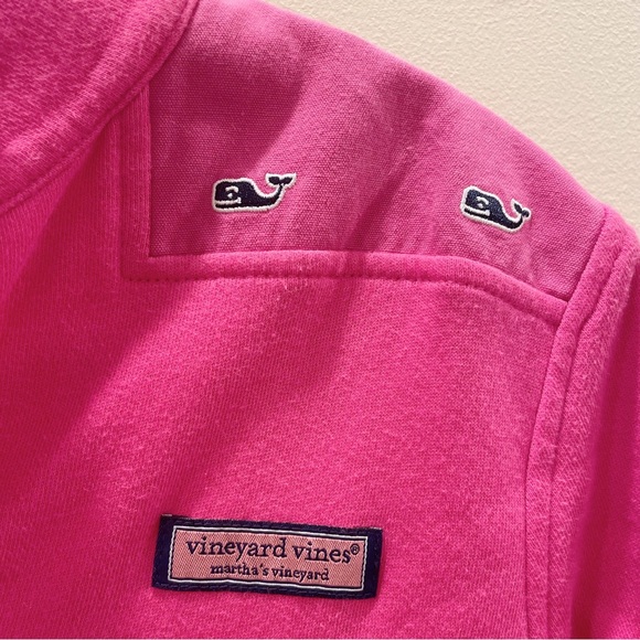 Vineyard Vines Pink Embroidered Whale Shep - Picture 4 of 5
